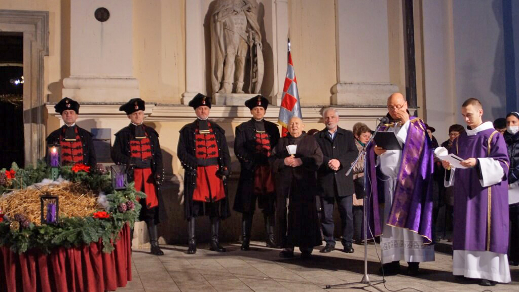 Paljenje treće adventske svijeće u Čakovcu, Foto: Grad Čakovec