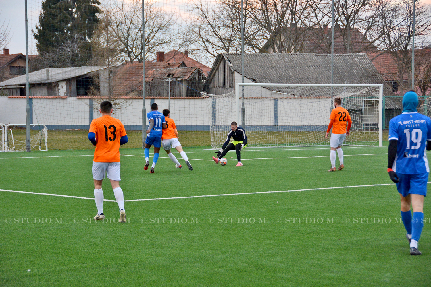 NK Mladost Komet - NK Podravina Ludbreg, prijateljska utakmica, pripreme, veljača 2025, Park mladosti, teren s umjetnom travom, nogomet | Foto: Željka Švenda / Studio M