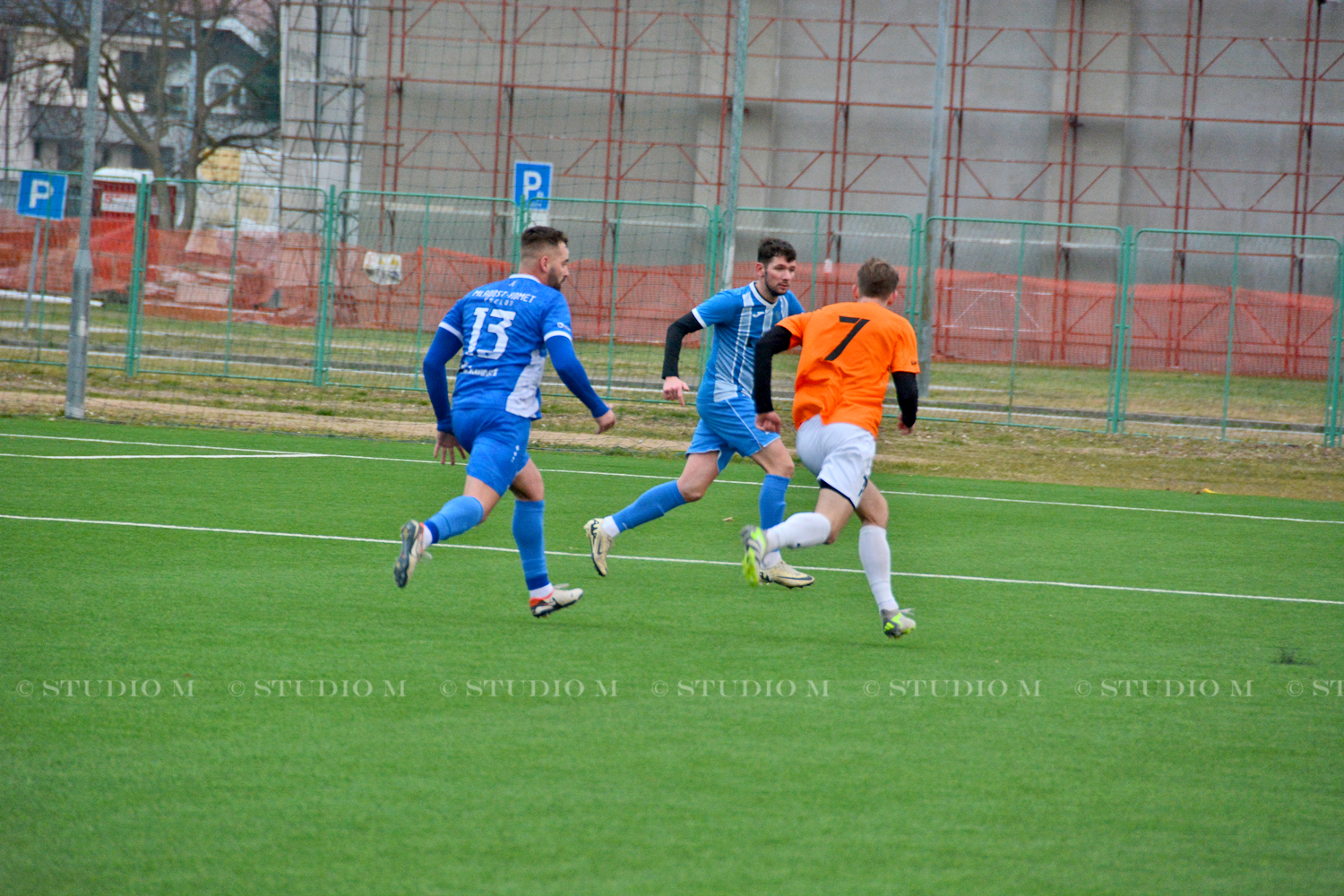 NK Mladost Komet - NK Podravina Ludbreg, prijateljska utakmica, pripreme, veljača 2025, Park mladosti, teren s umjetnom travom, nogomet | Foto: Željka Švenda / Studio M