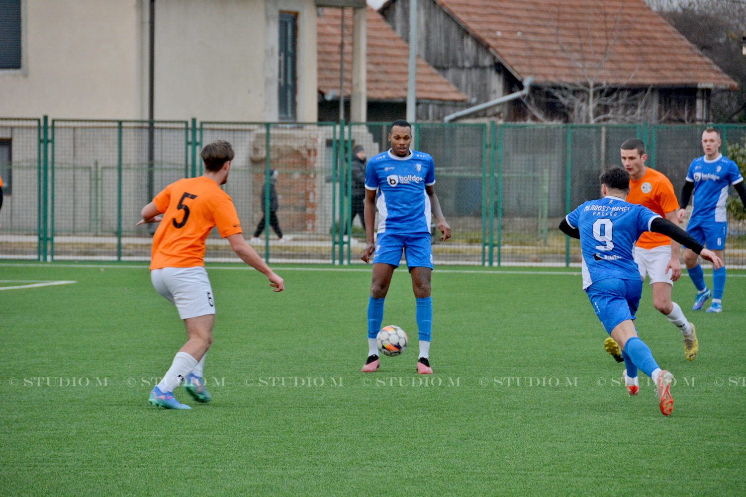 NK Mladost Komet - NK Podravina Ludbreg, prijateljska utakmica, pripreme, veljača 2025, Park mladosti, teren s umjetnom travom, nogomet | Foto: Željka Švenda / Studio M