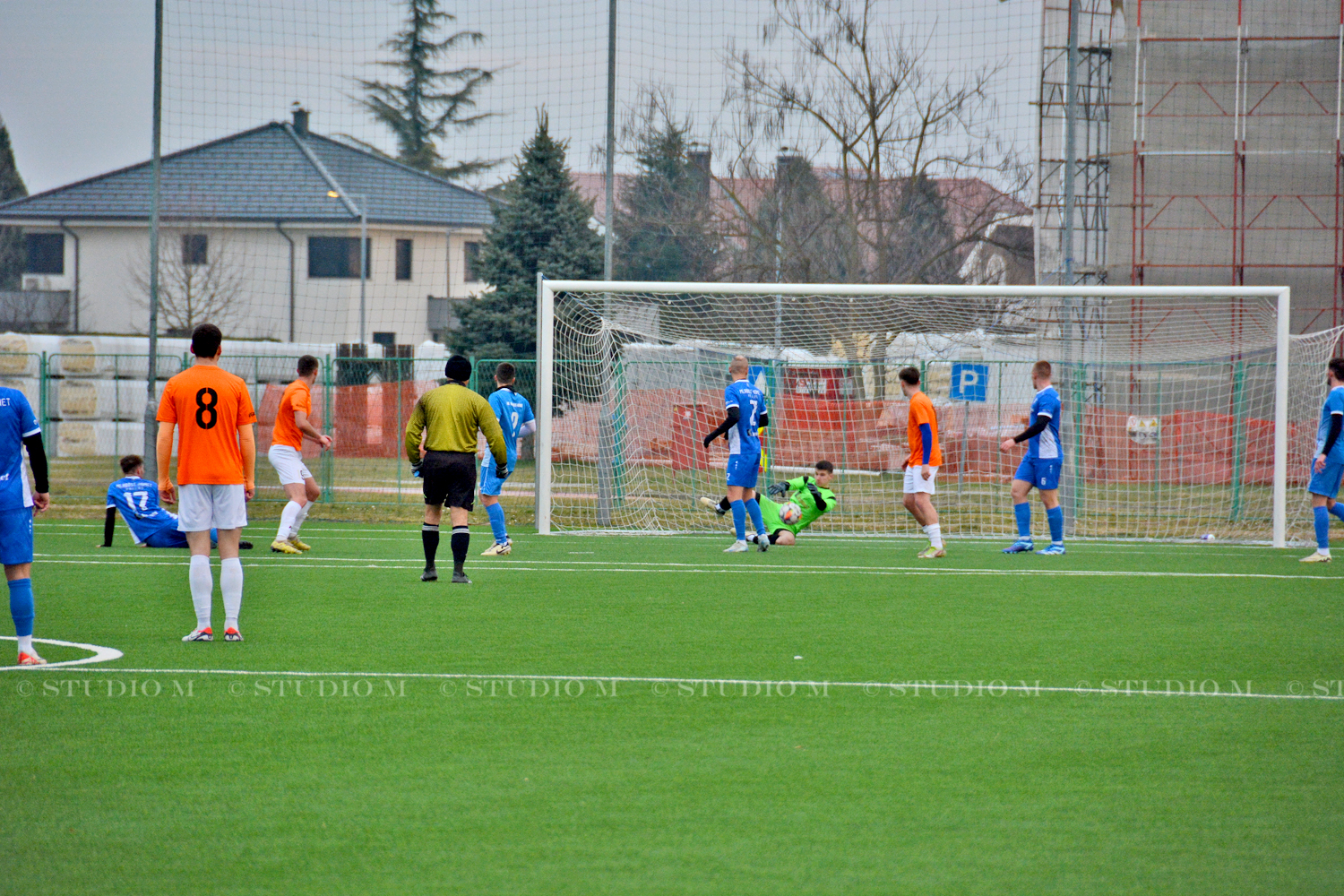 NK Mladost Komet - NK Podravina Ludbreg, prijateljska utakmica, pripreme, veljača 2025, Park mladosti, teren s umjetnom travom, nogomet | Foto: Željka Švenda / Studio M